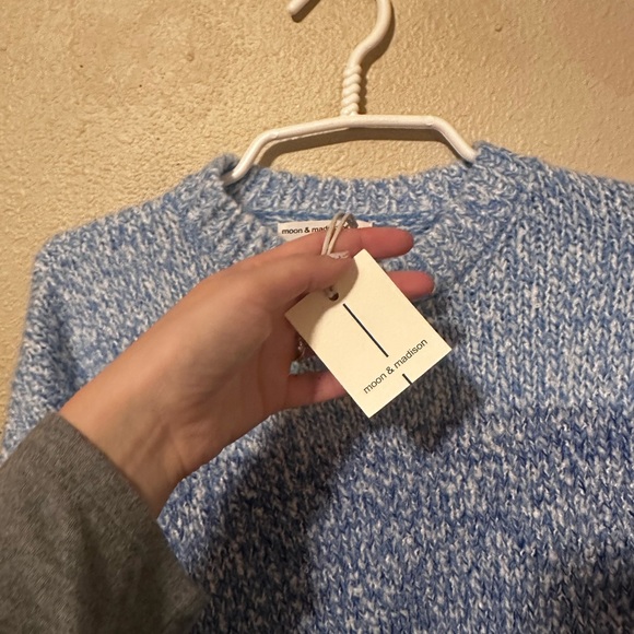 Moon and Madison sweater - Picture 3 of 3